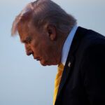 Trump vetó a tres medios de la Casa Blanca y los acusó de publicar “noticias falsas”