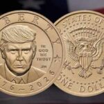 Lo que faltaba: Trump lanzó una moneda con su propio rostro