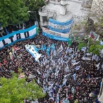Día de la Lealtad: la militancia celebró junto a Cristina en San José 1111