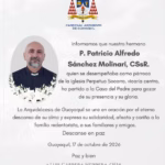 Un sacerdote murió aplastado por una cruz que cayó durante una misa transmitida en vivo. Video con imágenes sensibles